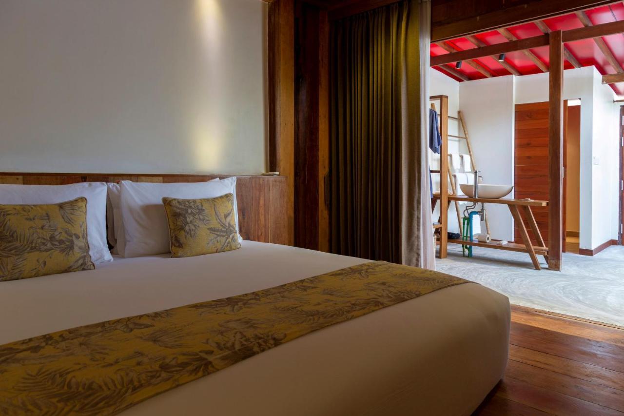 Island Center Point Hotel Đảo Koh Rong Samloem Ngoại thất bức ảnh
