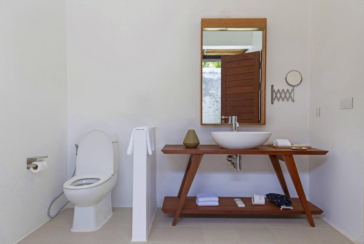 Island Center Point Hotel Đảo Koh Rong Samloem Ngoại thất bức ảnh