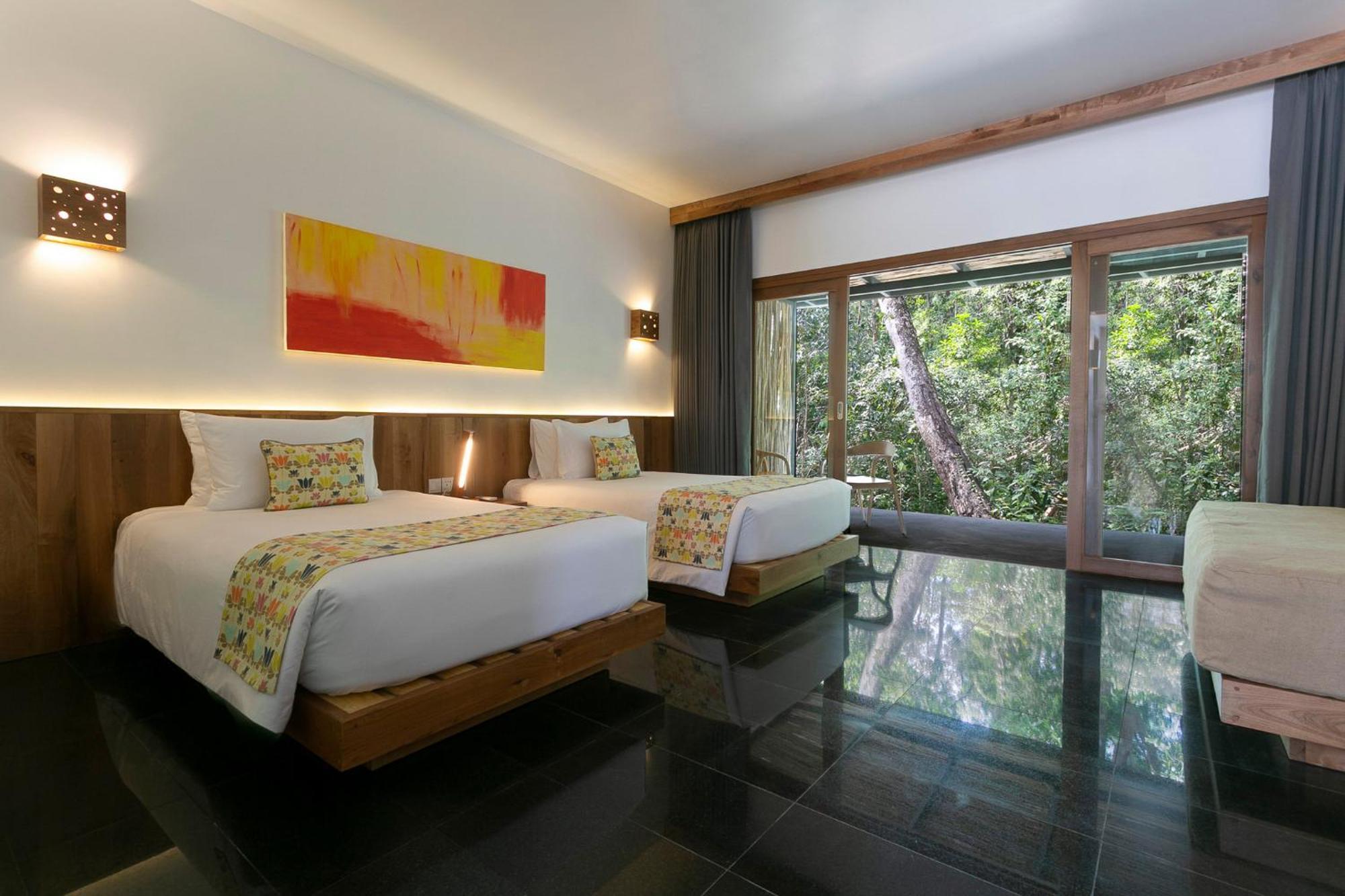 Island Center Point Hotel Đảo Koh Rong Samloem Ngoại thất bức ảnh