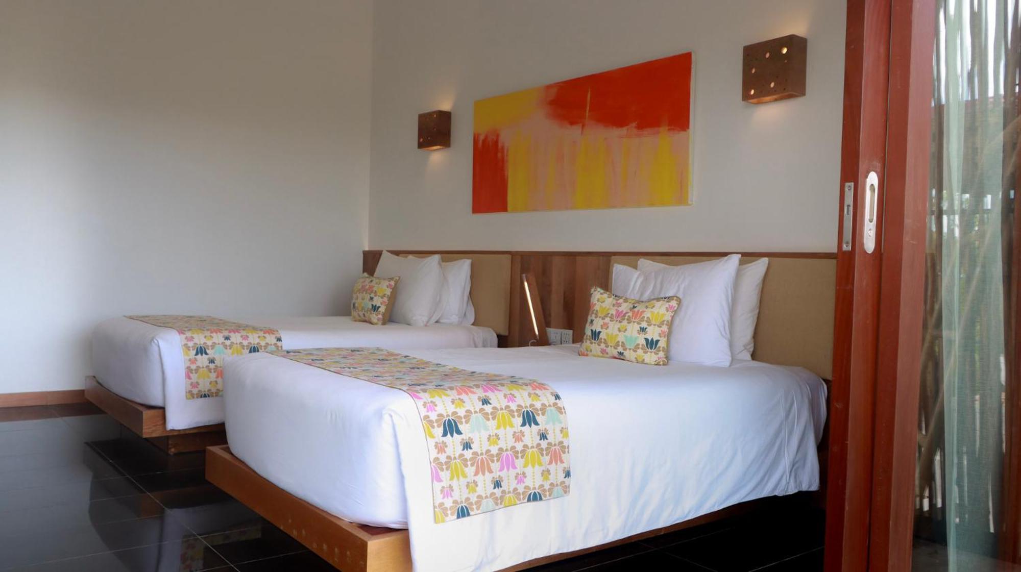 Island Center Point Hotel Đảo Koh Rong Samloem Ngoại thất bức ảnh